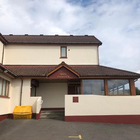 Bessemer Hotel Merthyr Tydfil Εξωτερικό φωτογραφία