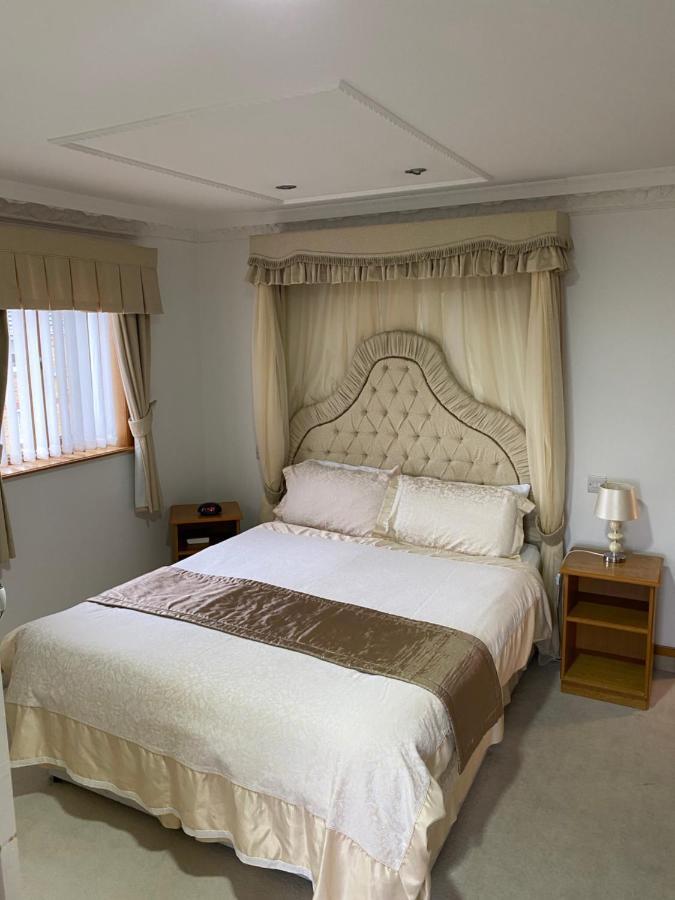 Bessemer Hotel Merthyr Tydfil Εξωτερικό φωτογραφία