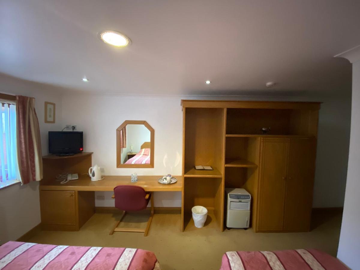Bessemer Hotel Merthyr Tydfil Εξωτερικό φωτογραφία